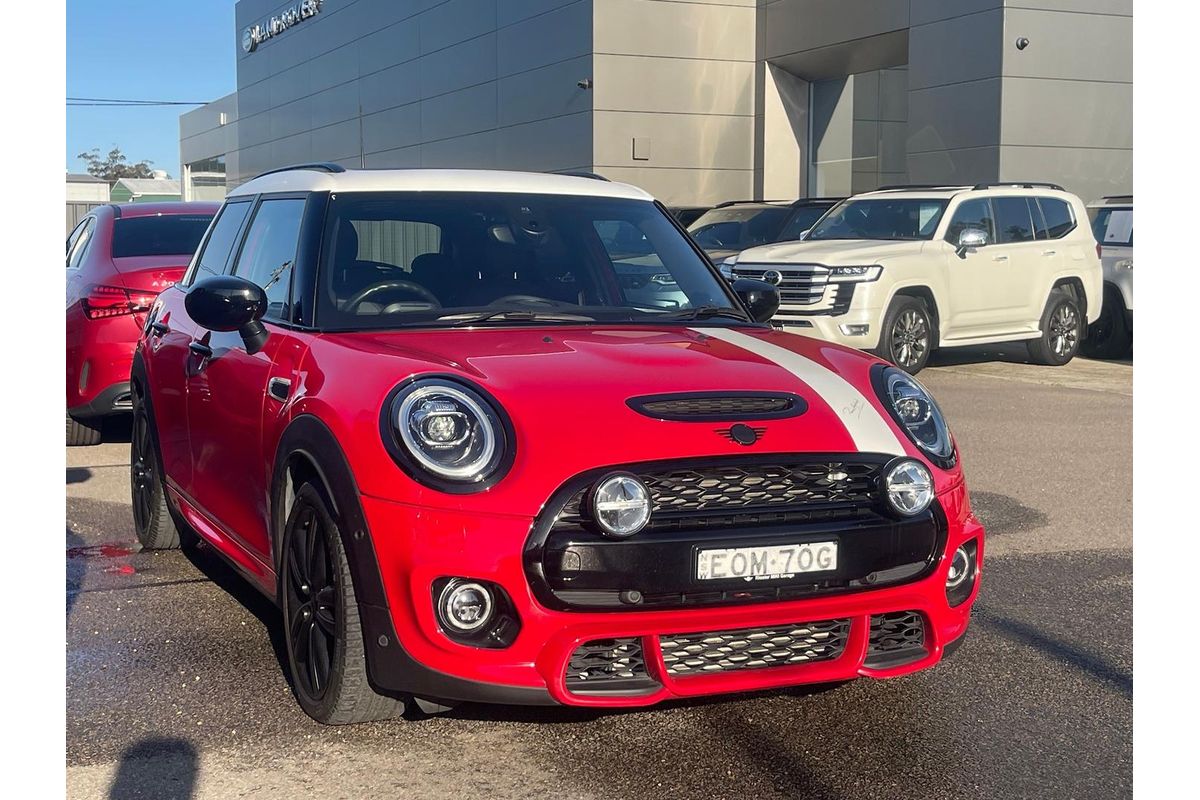 2020 MINI Hatch Cooper S Paddy Hopkirk Edition F55 LCI