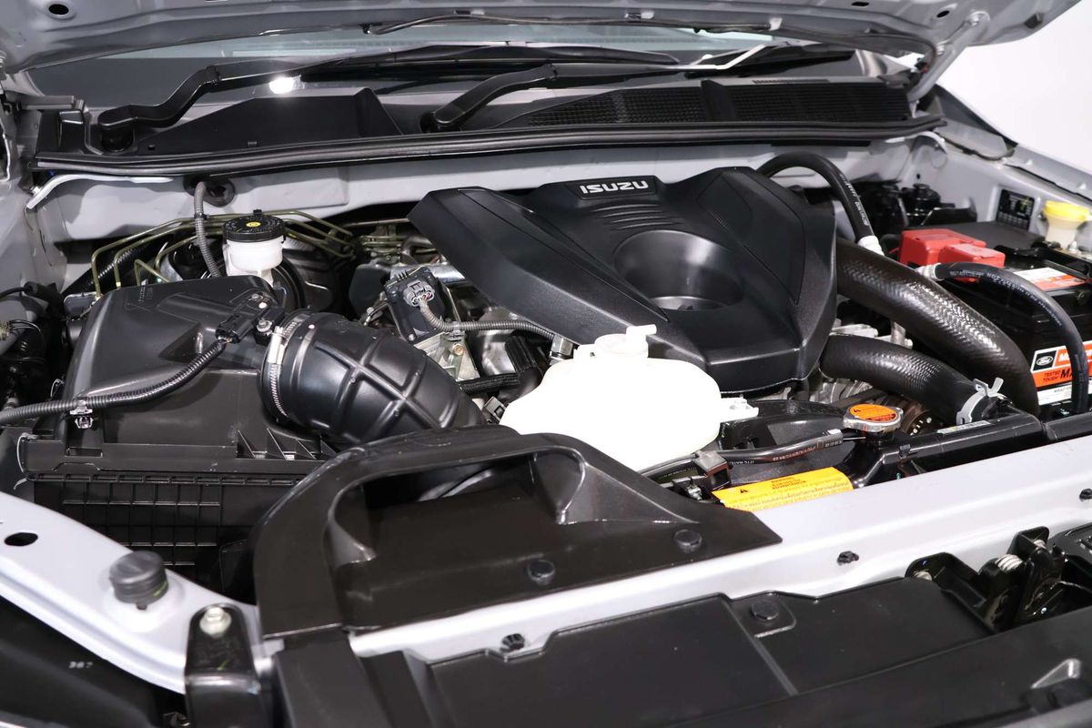 2023 Isuzu D-MAX SX 4X4