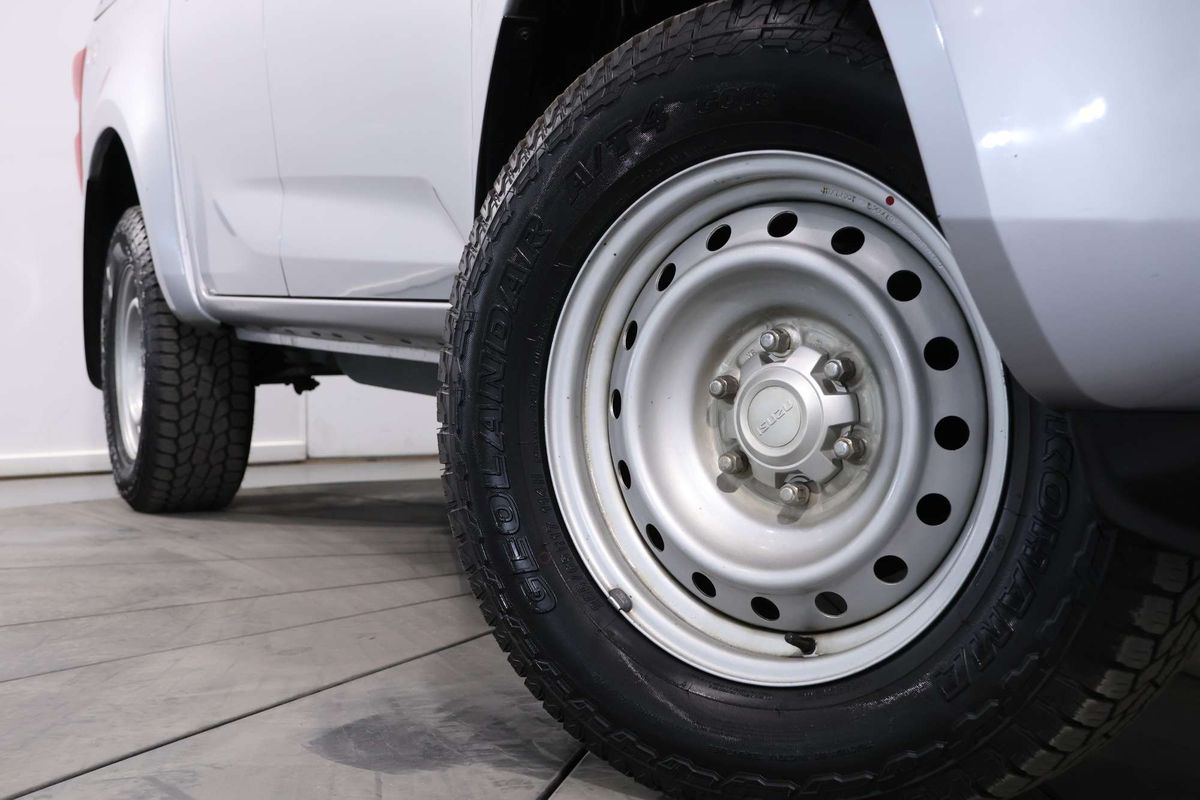 2023 Isuzu D-MAX SX 4X4