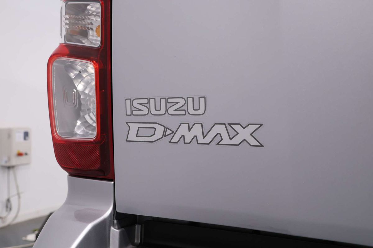 2023 Isuzu D-MAX SX 4X4