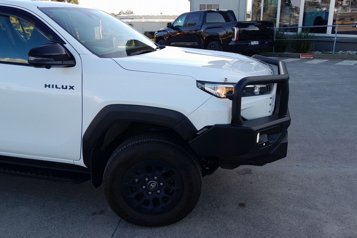 2025 Toyota Hilux