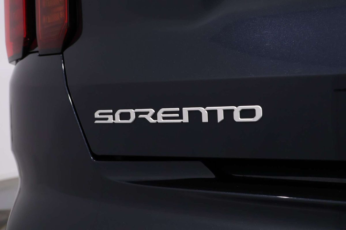 2023 Kia Sorento Sport MQ4
