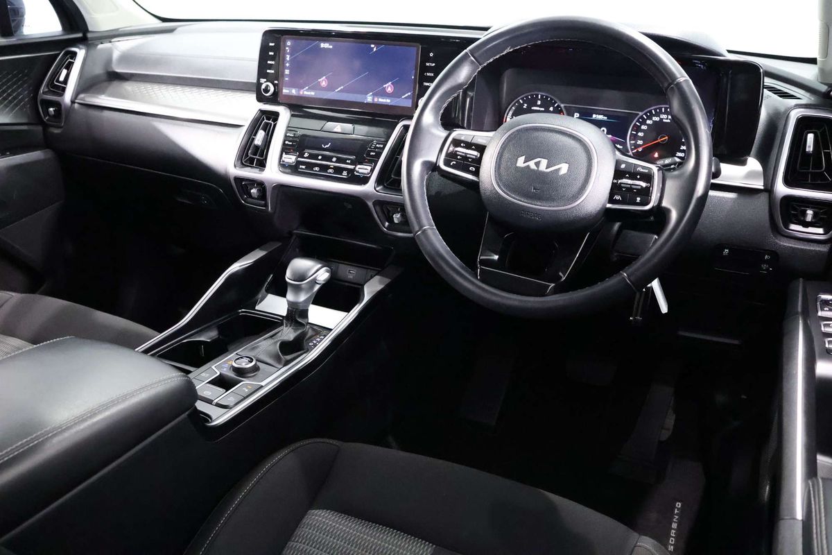 2023 Kia Sorento Sport MQ4