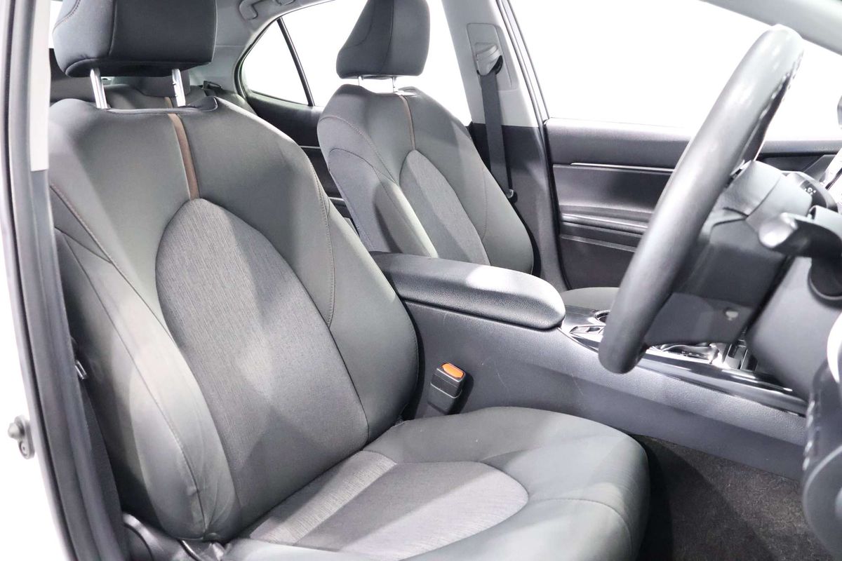 2019 Toyota Camry Ascent AXVH71R