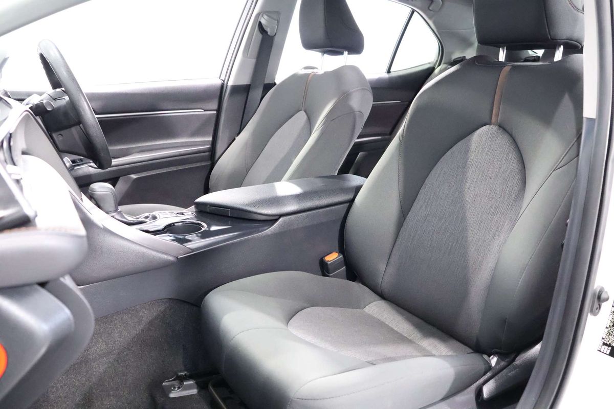 2019 Toyota Camry Ascent AXVH71R