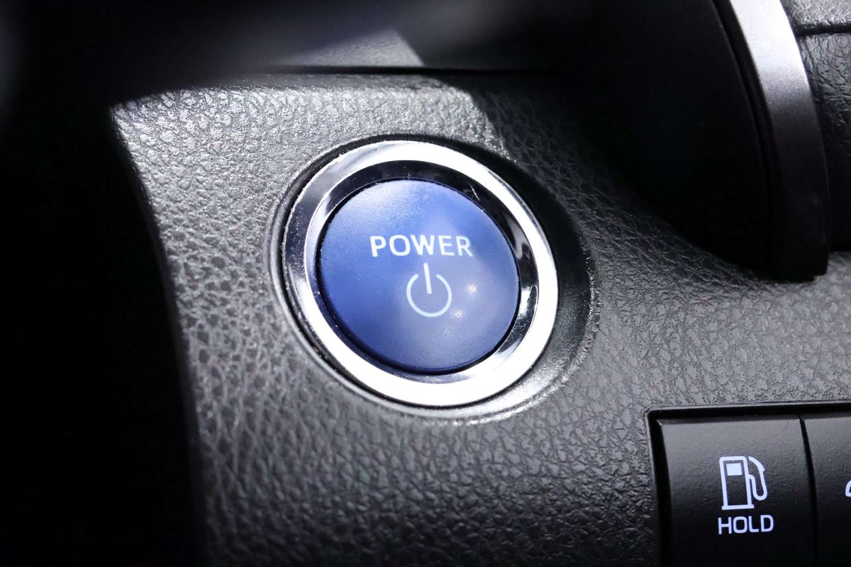 2019 Toyota Camry Ascent AXVH71R