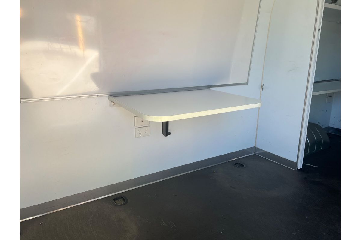 2016 Renault Master X62 LWB High Roof image 4