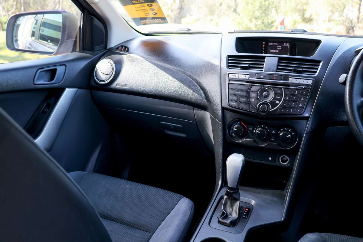 2017 Mazda BT-50 XT Hi-Rider UR Rear Wheel Drive image 14