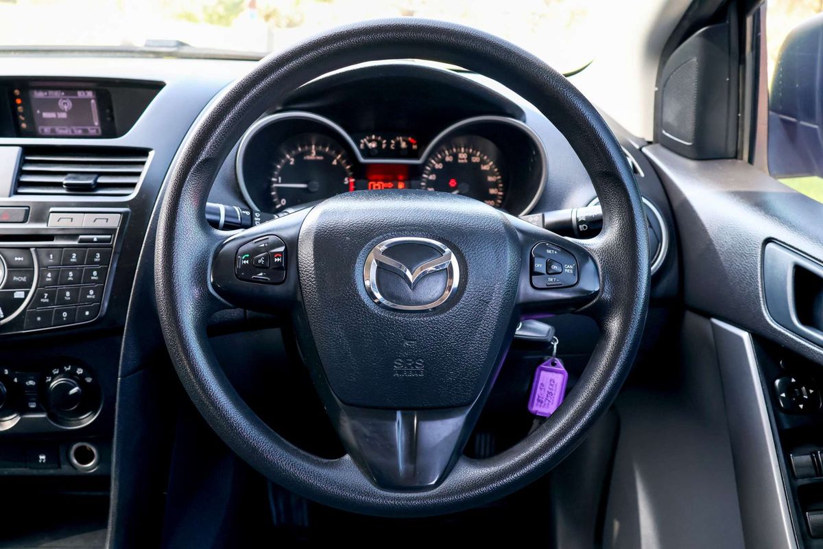 2017 Mazda BT-50 XT Hi-Rider UR Rear Wheel Drive image 19