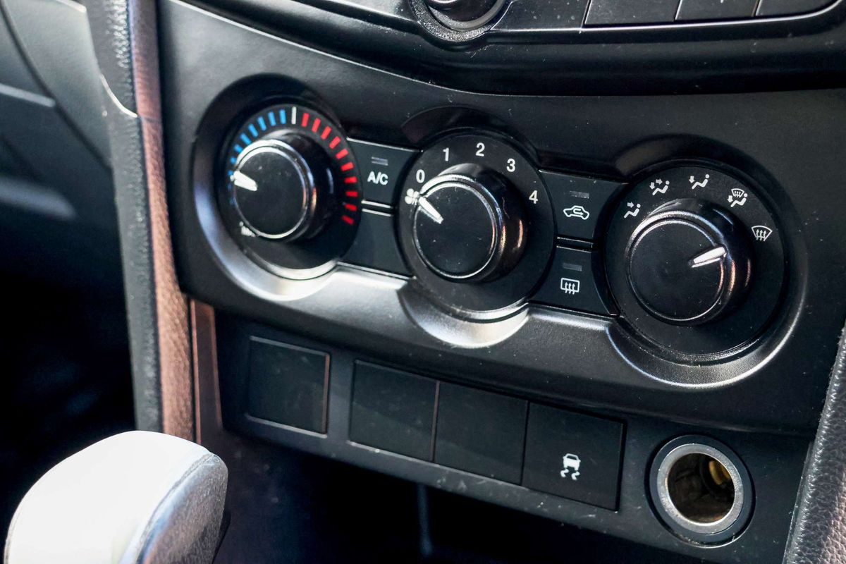 2017 Mazda BT-50 XT Hi-Rider UR Rear Wheel Drive image 22