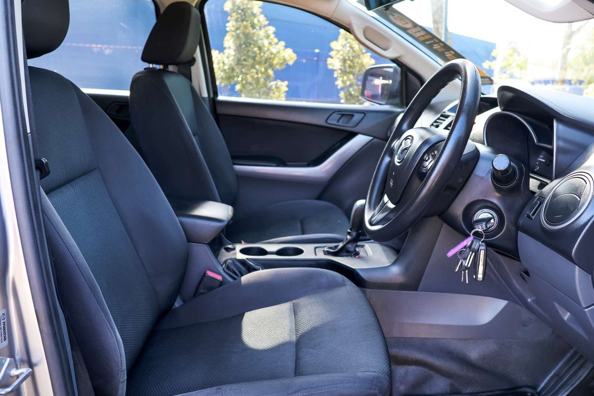 2017 Mazda BT-50 XT Hi-Rider UR Rear Wheel Drive image 25