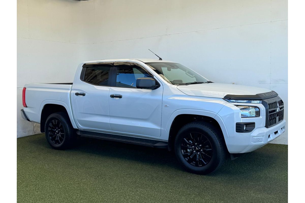 2025 Mitsubishi Triton GLX-R MV 4X4