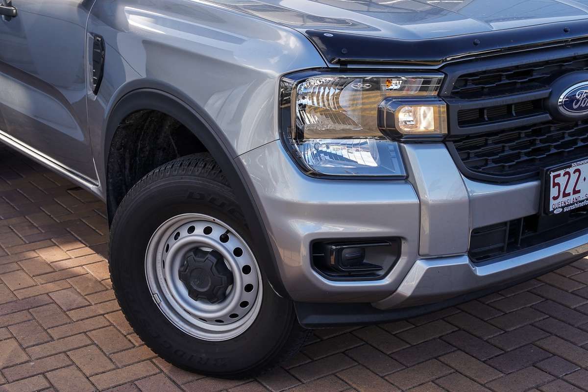 2025 Ford Ranger XL 4X4 2.0L