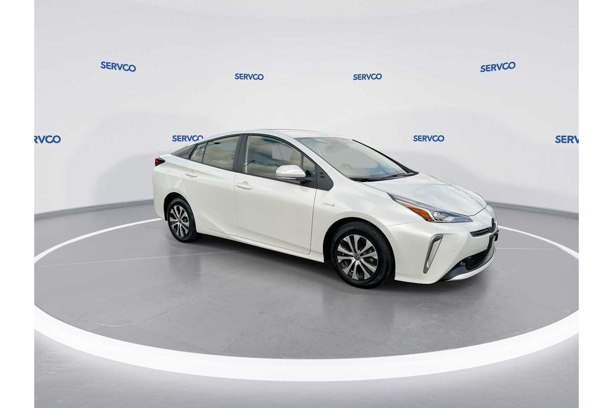 2022 Toyota Prius LE