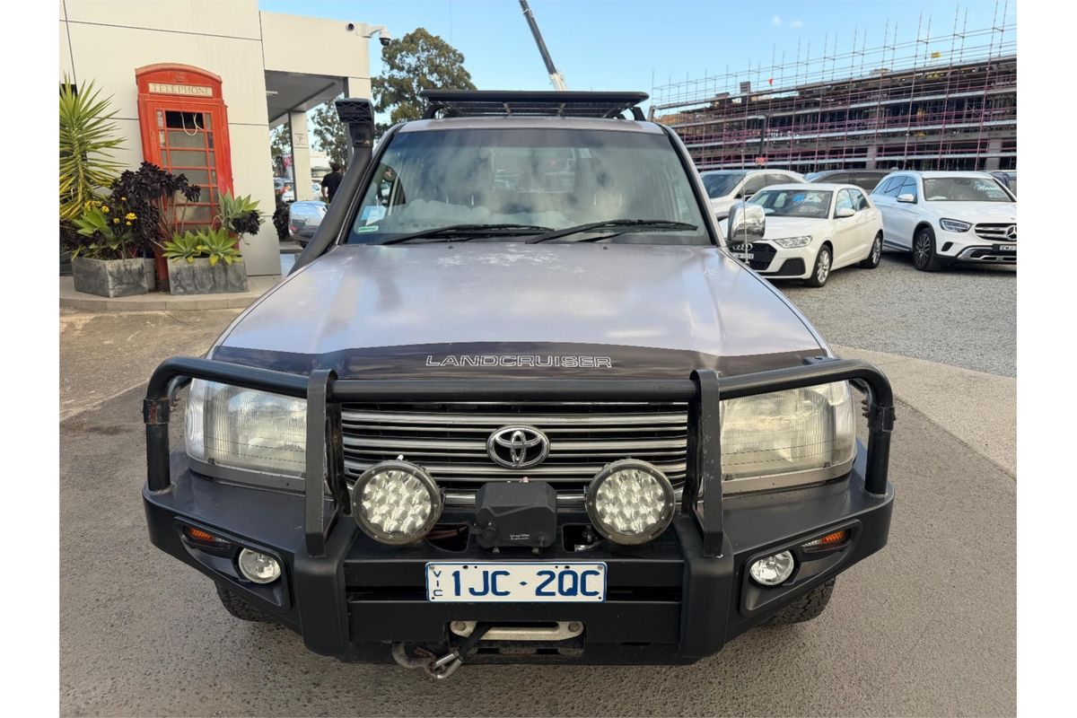 2004 Toyota Landcruiser GXL HDJ100R
