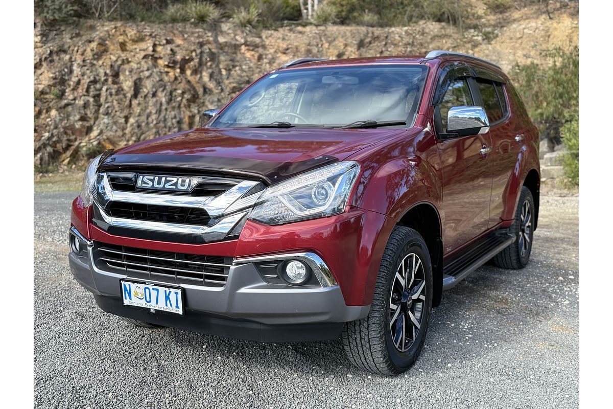 2020 Isuzu MU-X LS-T
