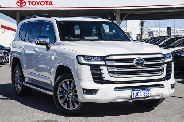 2024 Toyota Landcruiser Sahara ZX FJA300R