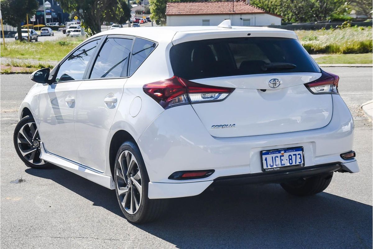 2017 Toyota Corolla SX ZRE182R