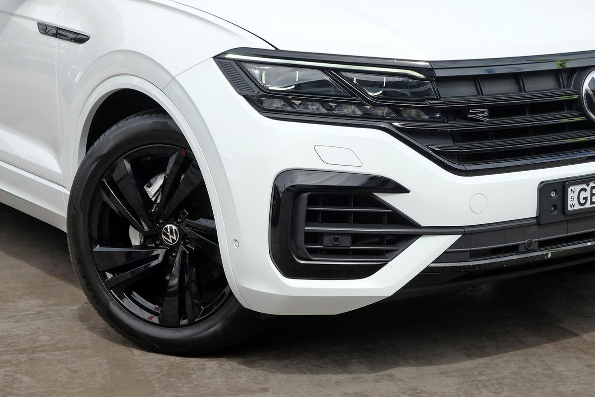 2022 Volkswagen Touareg 210TDI R-Line CR