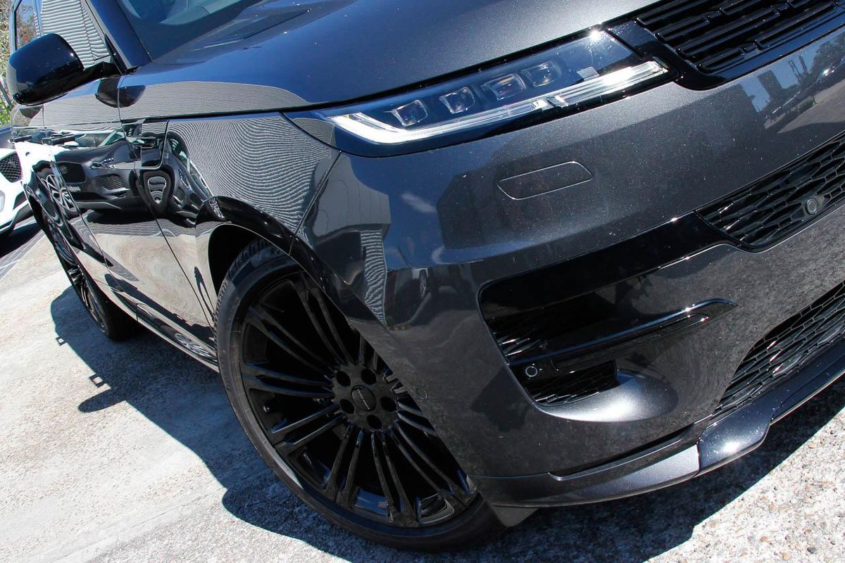 2026 Land Rover Range Rover Sport D250 Dynamic SE L461