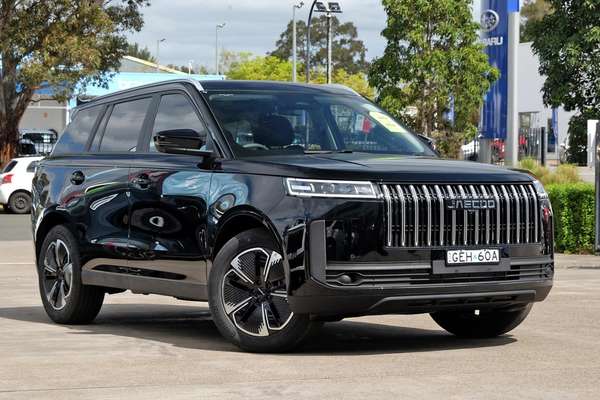 2026 OMODA JAECOO J5 Hybrid Summit