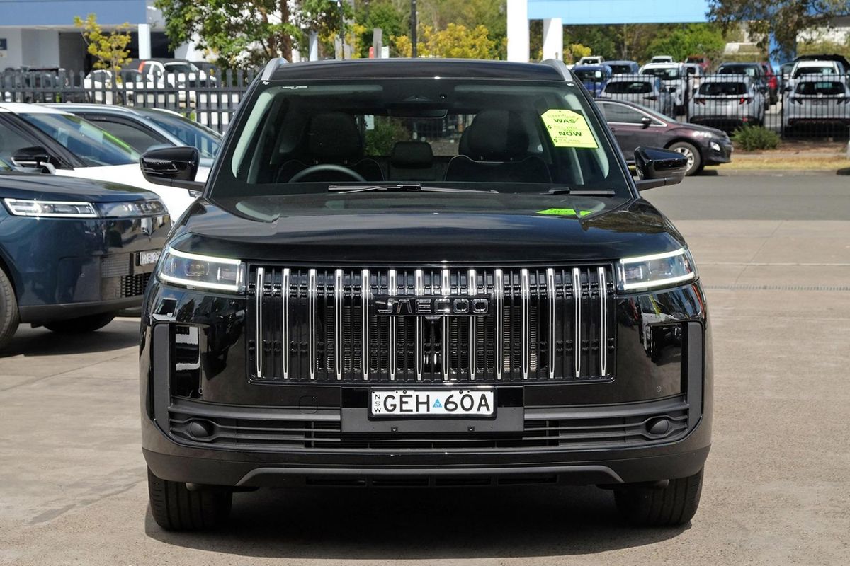 2026 OMODA JAECOO J5 Hybrid Summit