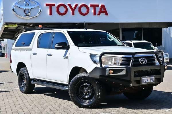 2016 Toyota Hilux SR GUN126R 4X4