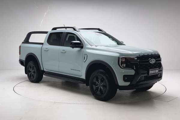 2025 Ford Ranger PHEV Stormtrak 4X4 2.3L thumb-1