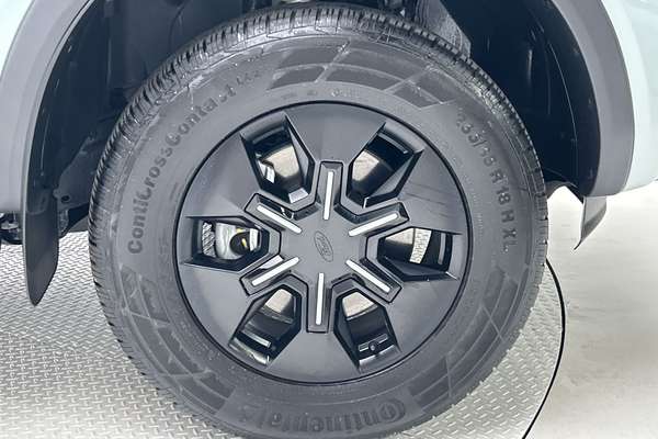 2025 Ford Ranger PHEV Stormtrak 4X4 2.3L thumb-9