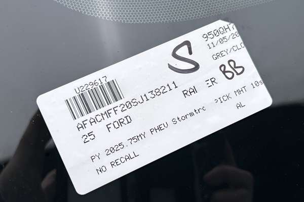 2025 Ford Ranger PHEV Stormtrak 4X4 2.3L thumb-23