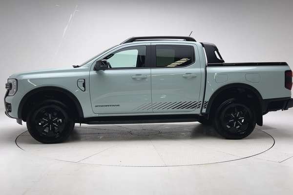 2025 Ford Ranger PHEV Stormtrak 4X4 2.3L thumb-4