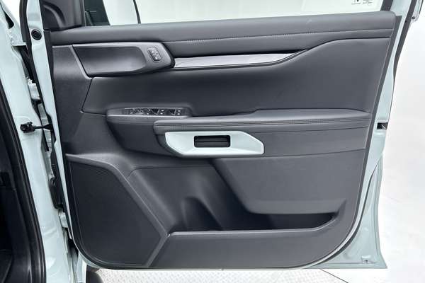 2025 Ford Ranger PHEV Stormtrak 4X4 2.3L thumb-18