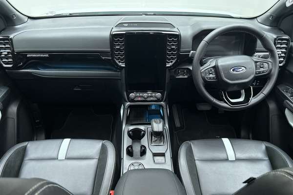 2025 Ford Ranger PHEV Stormtrak 4X4 2.3L thumb-19