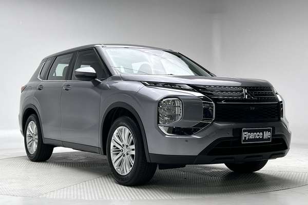 2023 Mitsubishi Outlander ES ZM