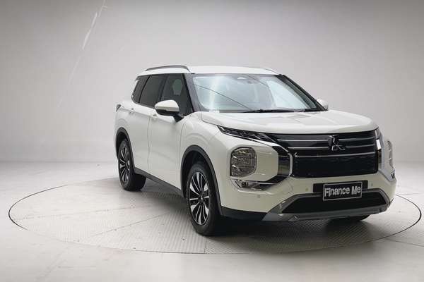 2025 Mitsubishi Outlander LS ZM thumb-4