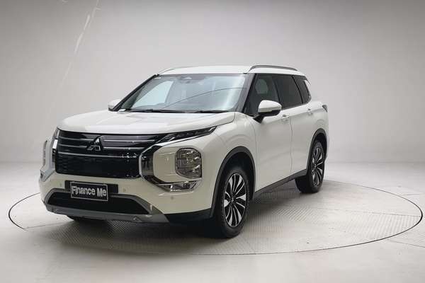 2025 Mitsubishi Outlander LS ZM thumb-5