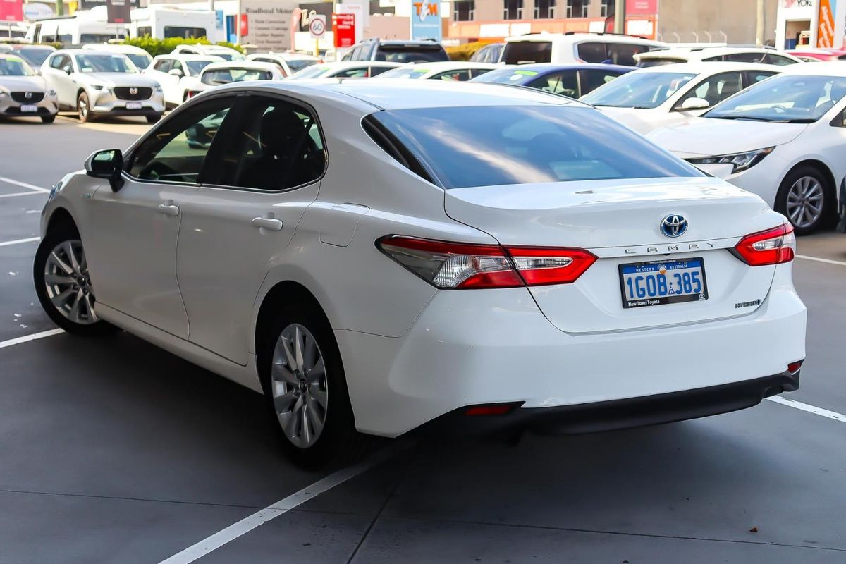 2018 Toyota Camry Ascent AXVH71R