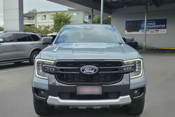2026 Ford Ranger Tremor 4X4 3.0L thumb-2