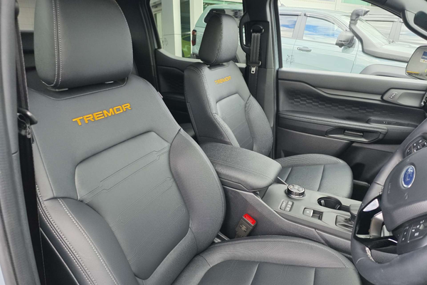 2026 Ford Ranger Tremor 4X4 3.0L thumb-10