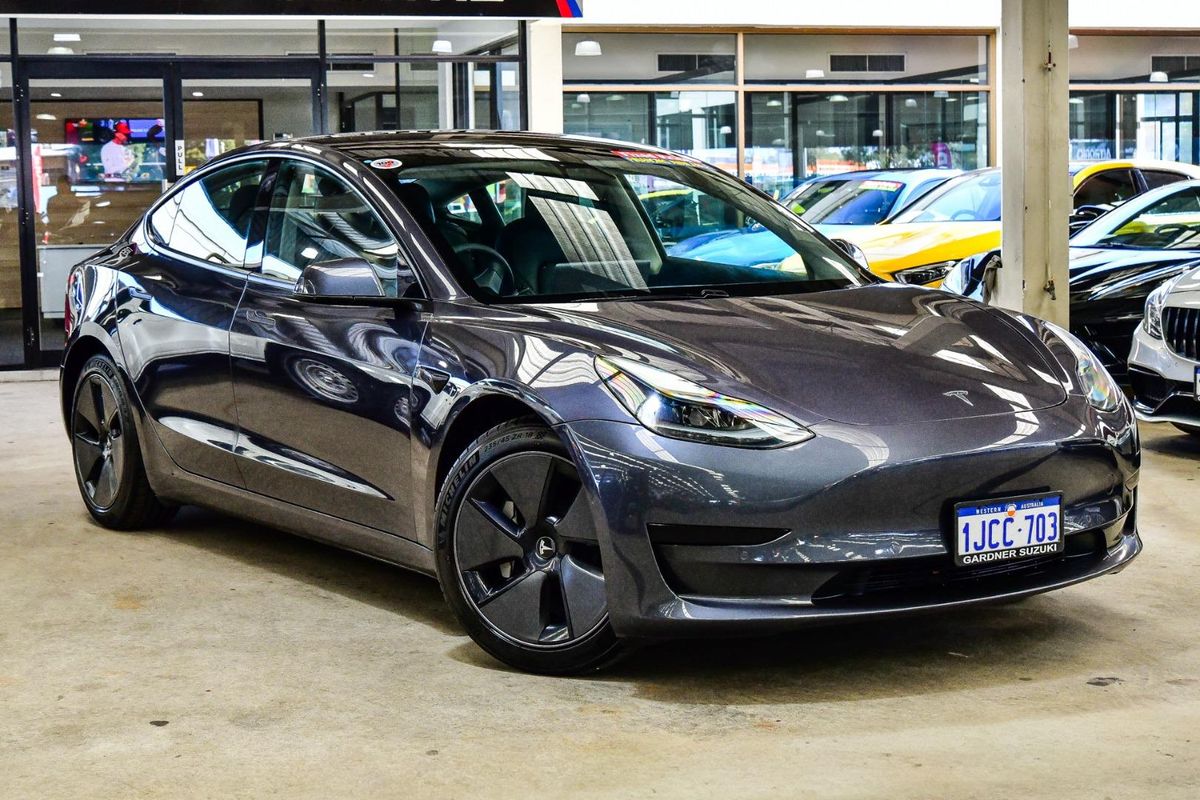 2021 Tesla Model 3 Standard Range Plus