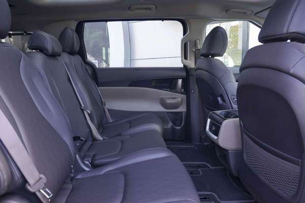 2026 Kia Carnival GT-Line HEV KA4 PE thumb-8