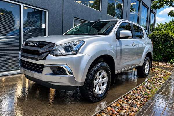 2021 Isuzu MU-X LS-M