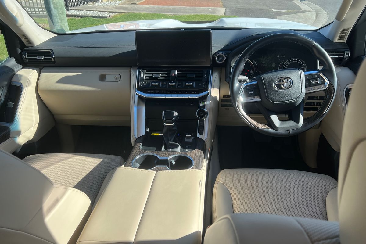 2022 Toyota Landcruiser VX FJA300R