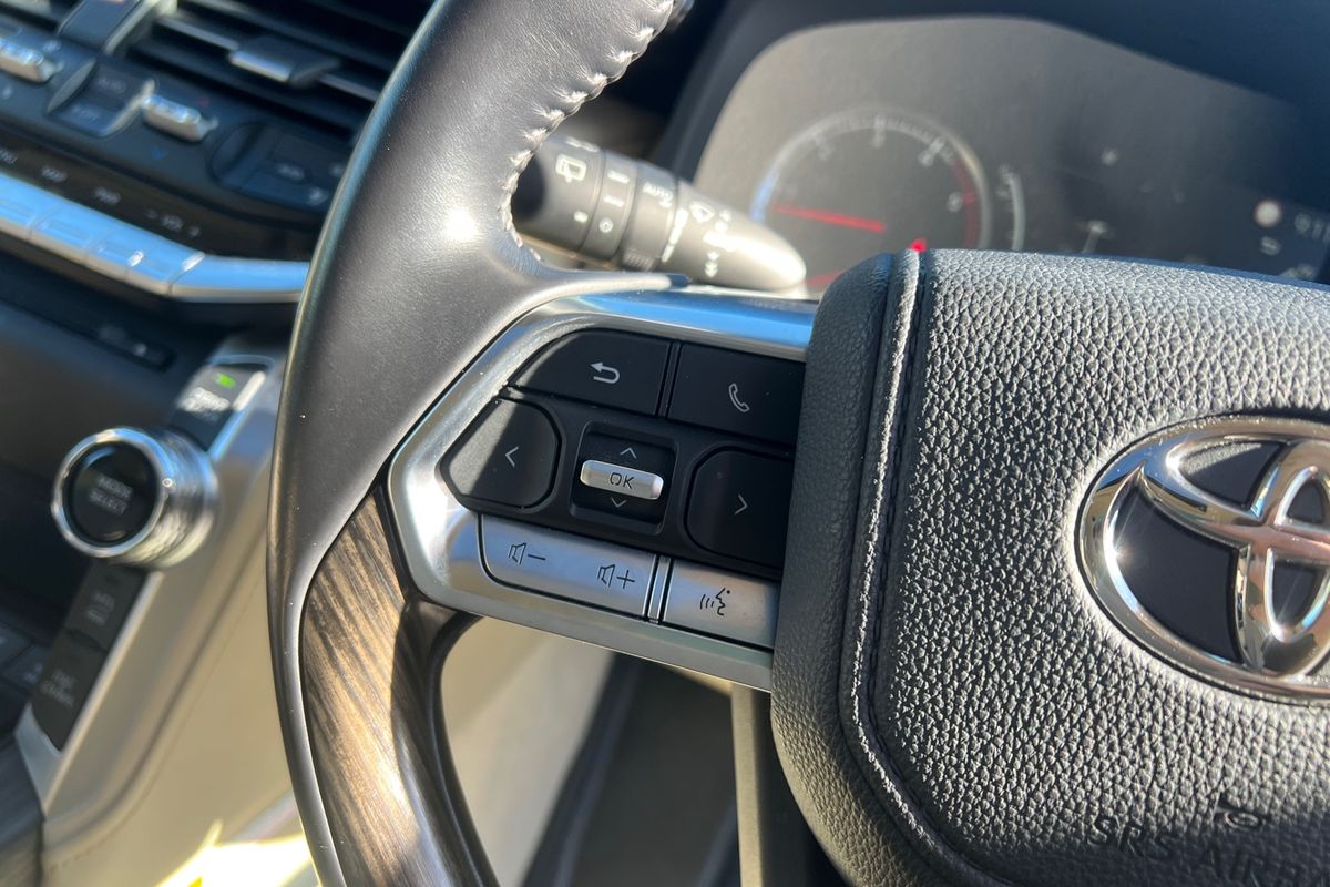 2022 Toyota Landcruiser VX FJA300R