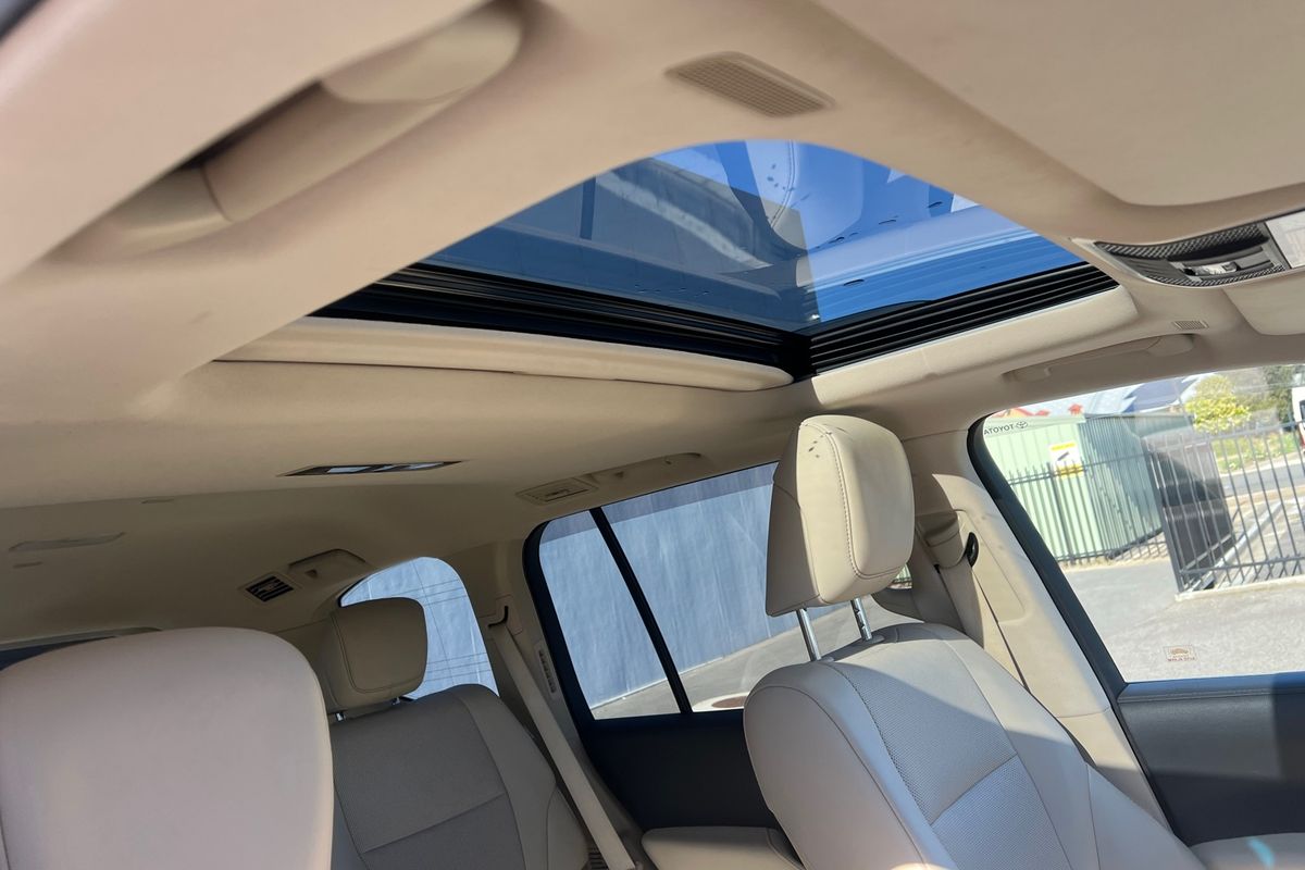 2022 Toyota Landcruiser VX FJA300R