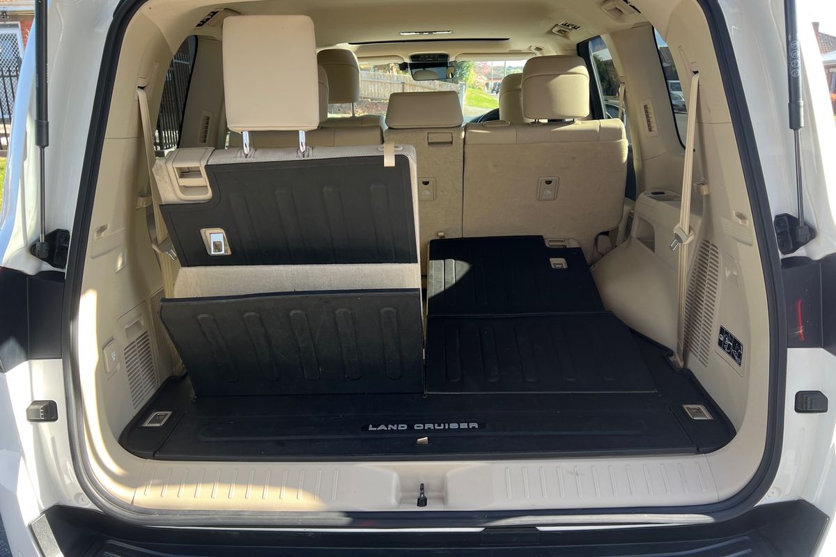 2022 Toyota Landcruiser VX FJA300R