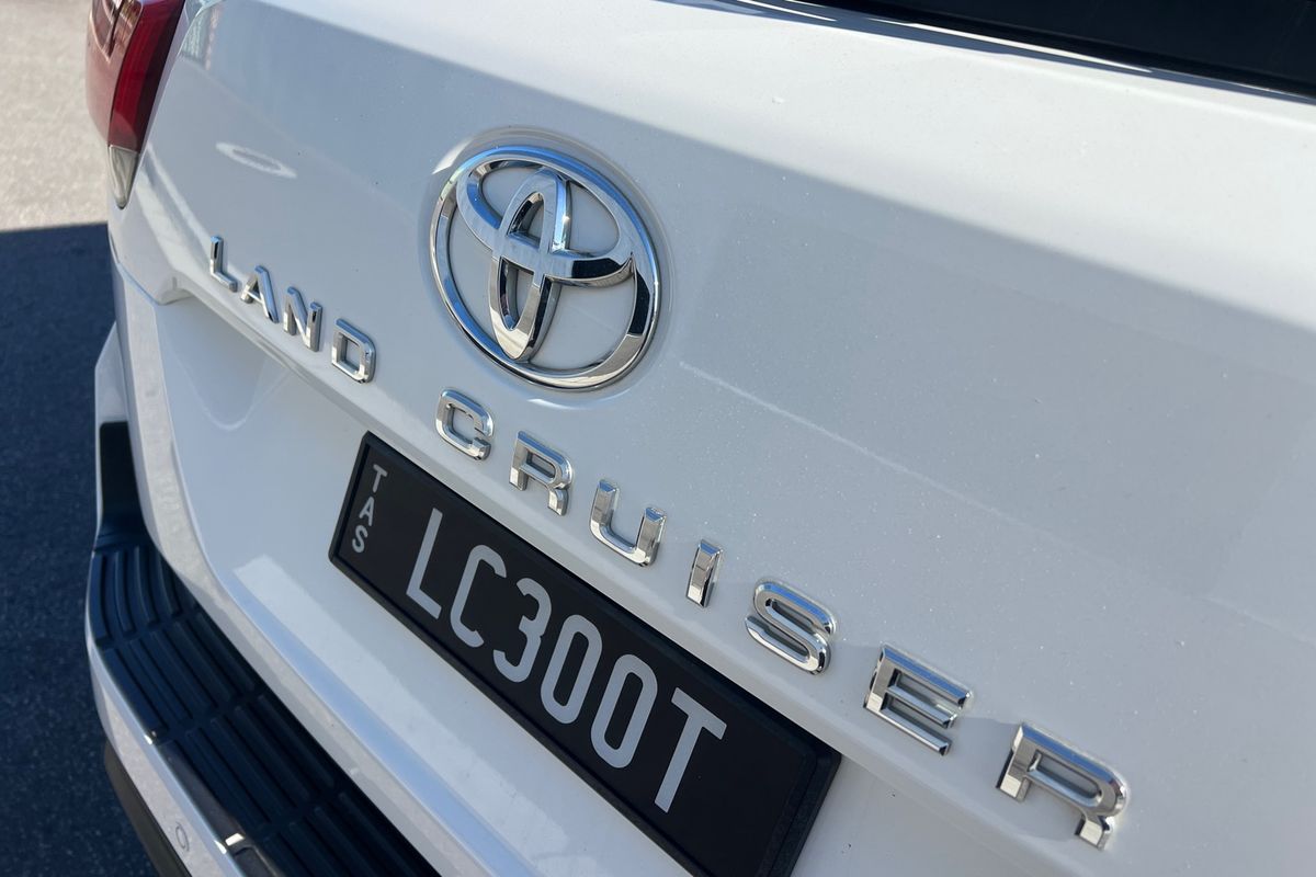 2022 Toyota Landcruiser VX FJA300R