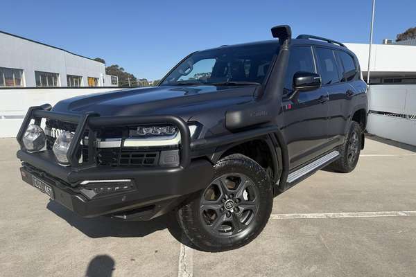 2023 Toyota Landcruiser GR Sport FJA300R