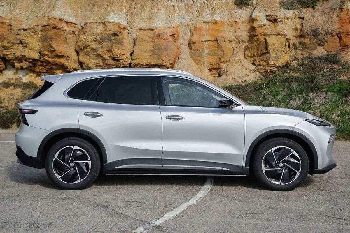 2026 MG MGS5 EV Essence 62 ZS3EM