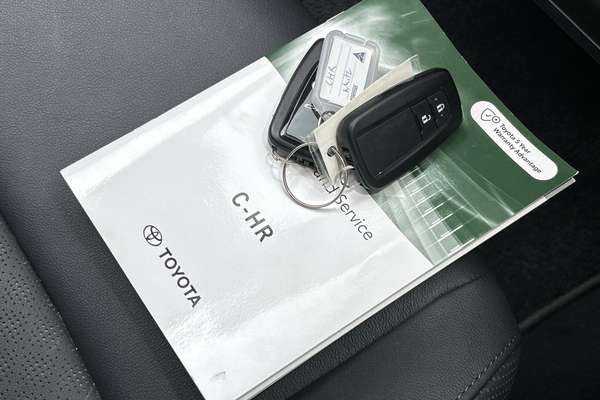 2023 Toyota C-HR Koba ZYX10R thumb-22